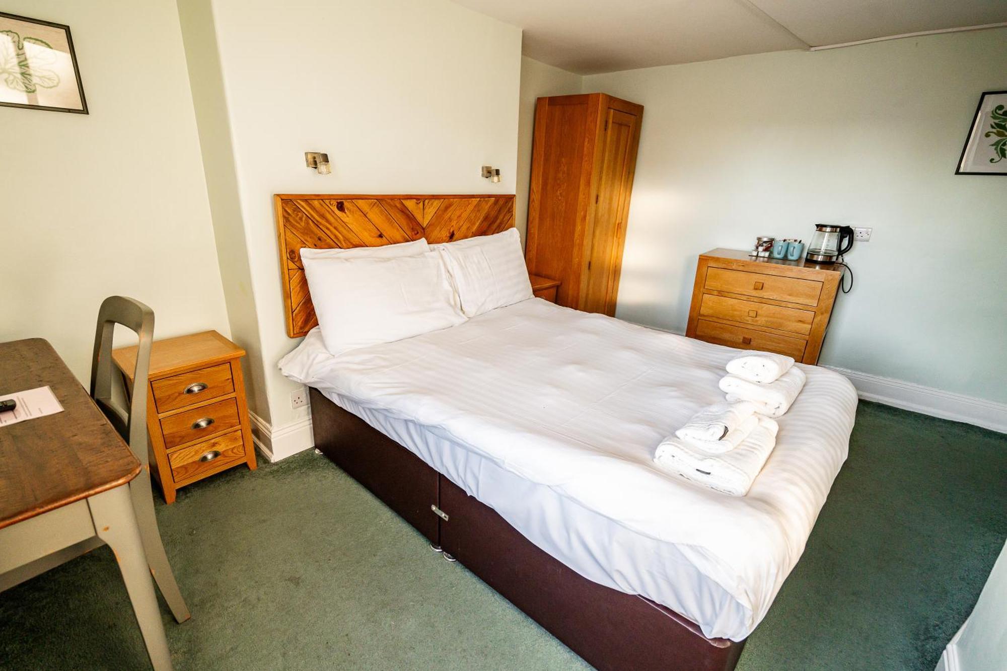 The Lodge Harrogate 3*